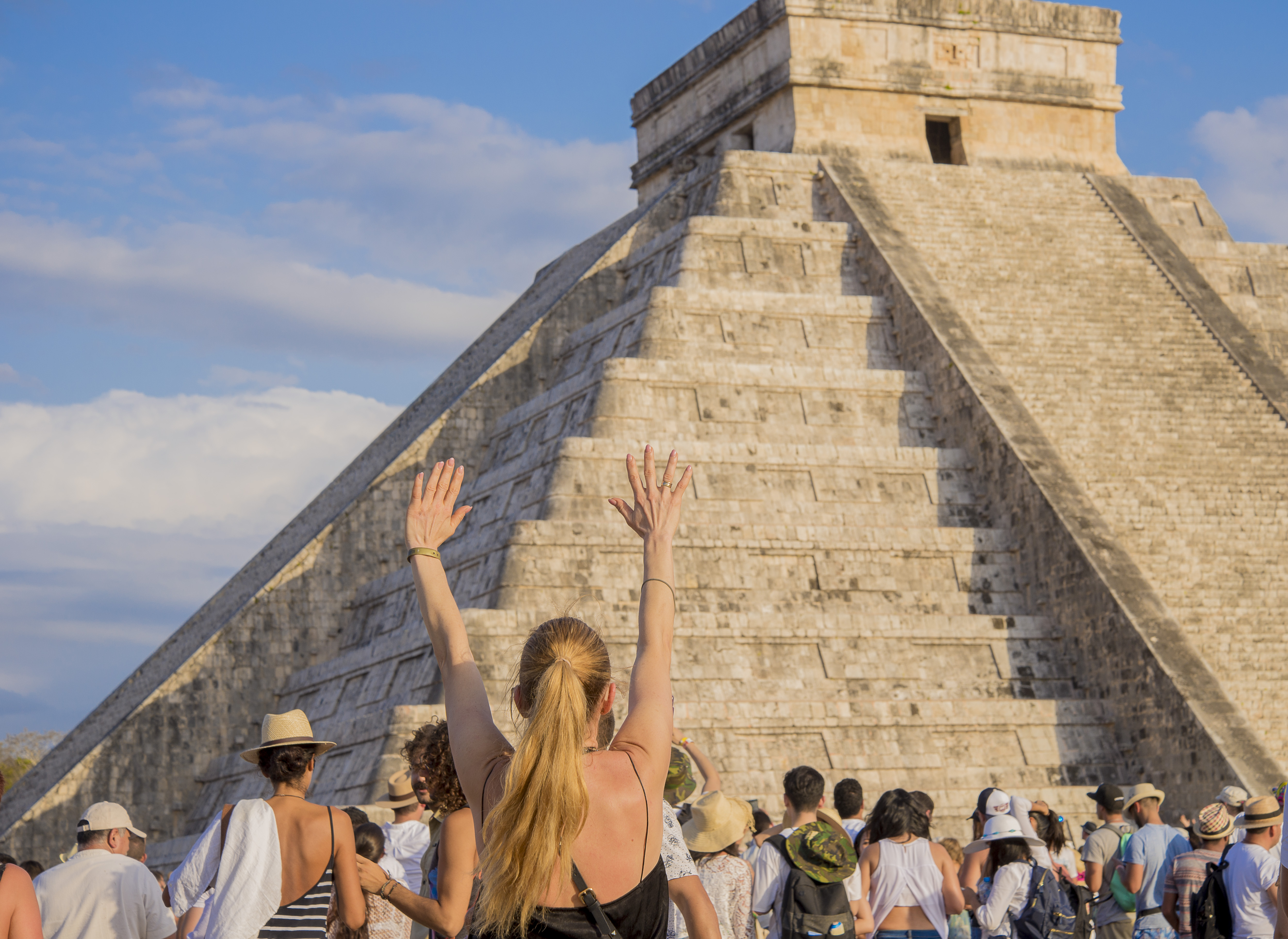 Kukulcán cumple con su cita en Chichén Itzá