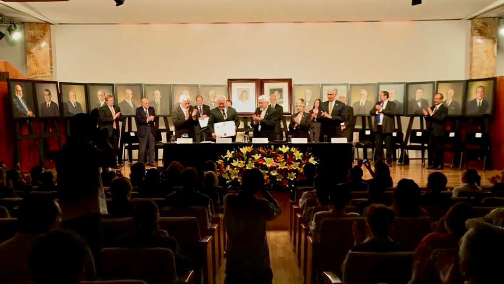 La Academia Mexicana de la Lengua incluye vocablos de la península de Yucatán.