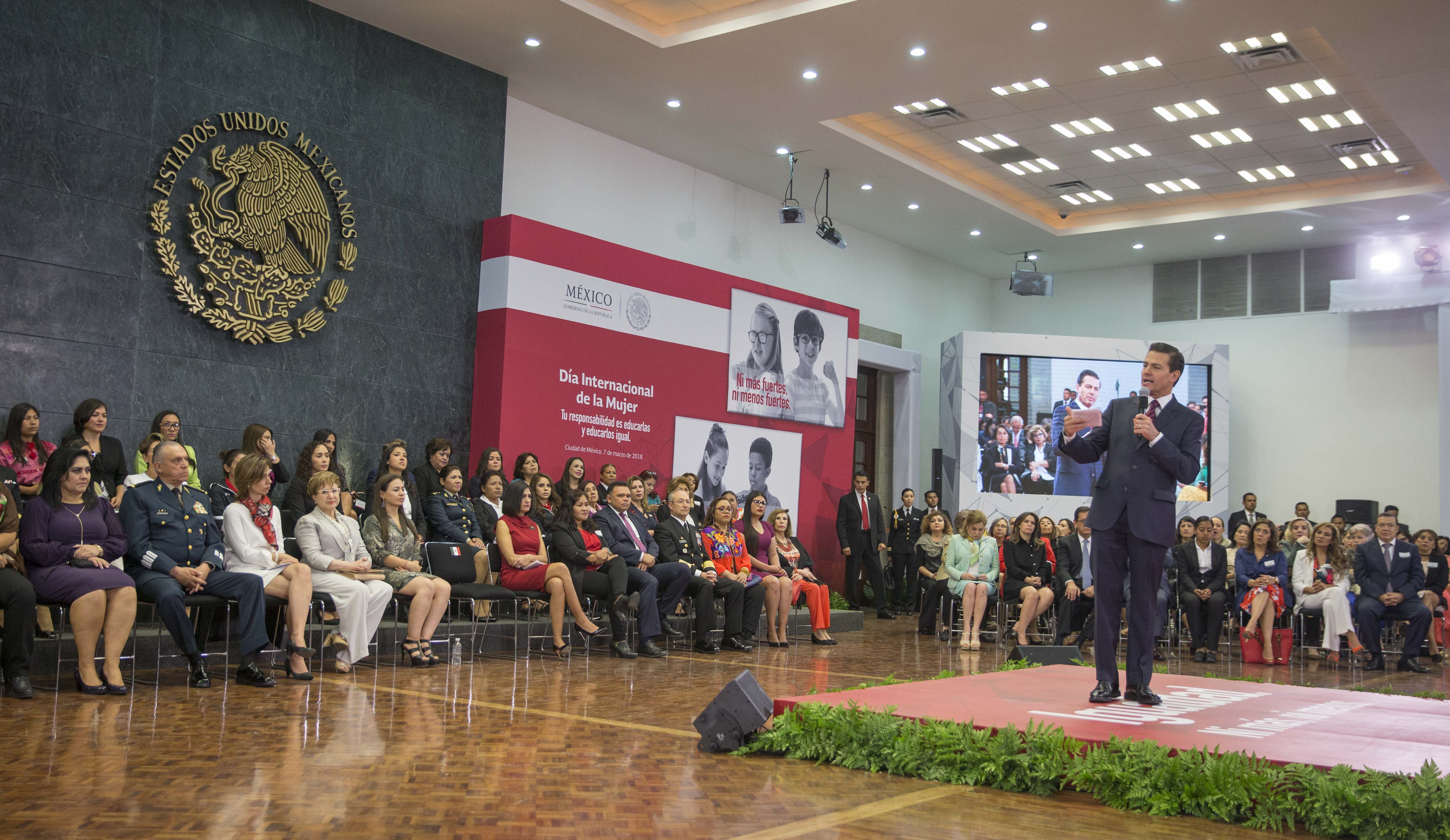 Las mexicanas, clave en la transformación del país