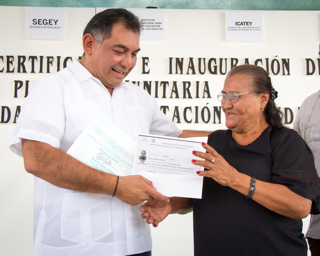  Yucatán con paso firme contra el rezago educativo
