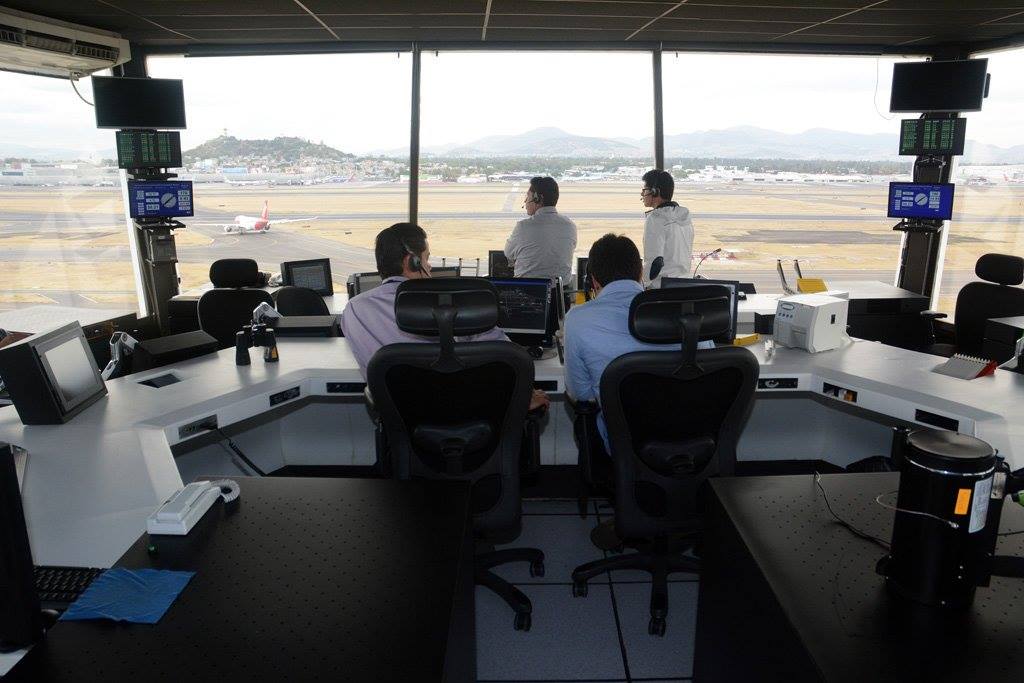 PUBLICÓ SENEAM LA CONVOCATORIA PARA LA CARRERA DE CONTROL DE TRÁNSITO AÉREO