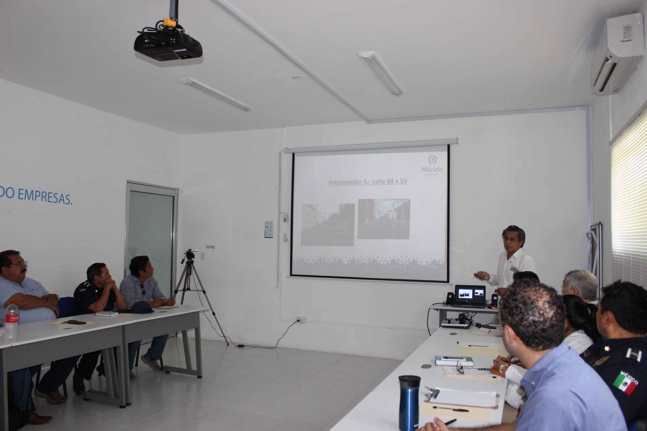 LA POLICÍA MUNICIPAL DE MÉRIDA INFORMA SOBRE LAS ACCIONES EMPRENDIDAS PARA REDUCIR LA INCIDENCIA EN ACCIDENTES VIALES EN EL CENTRO HISTÓRICO