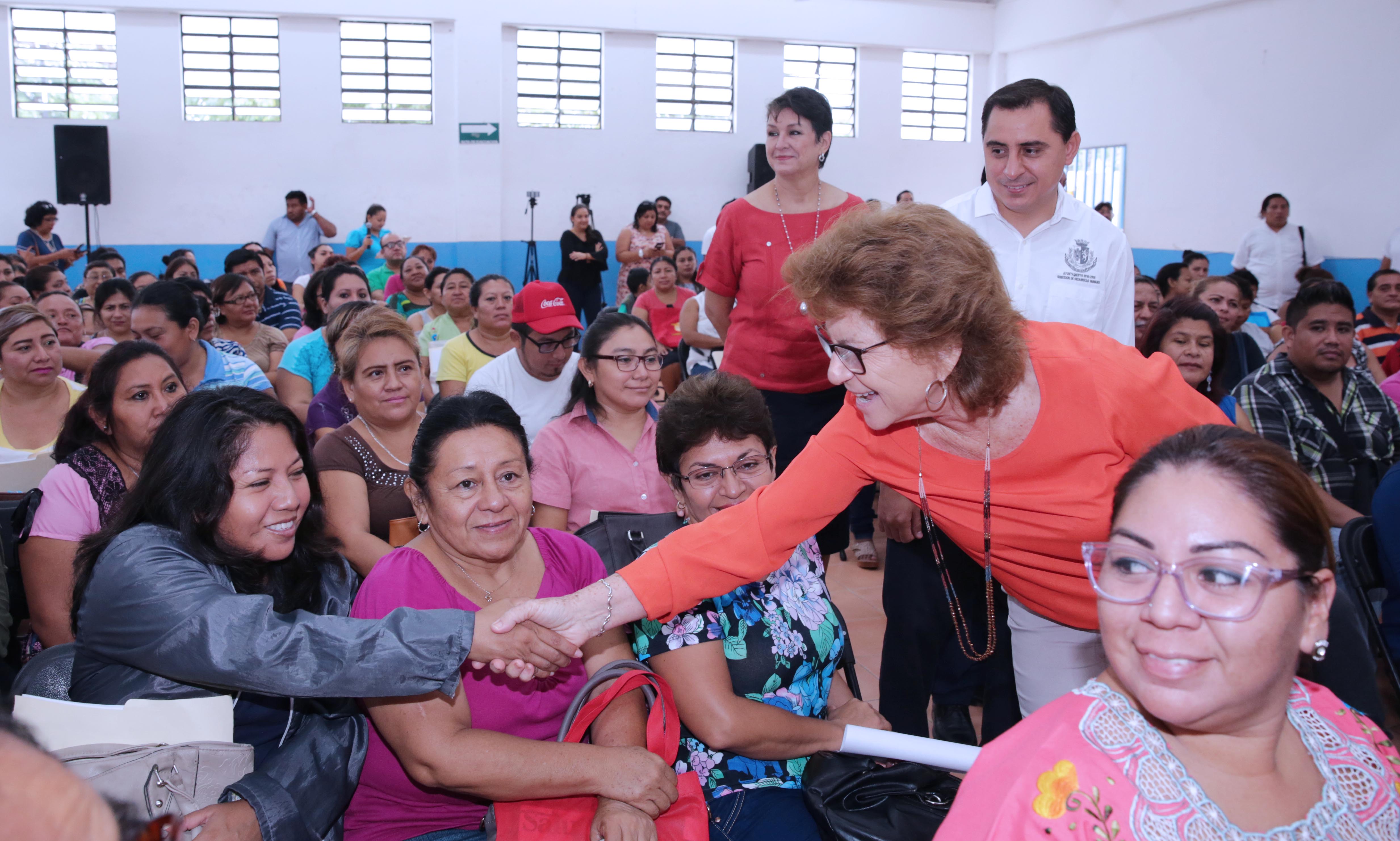 El Ayuntamiento apoya el desarrollo de niños y jóvenes en la educación y el deporte