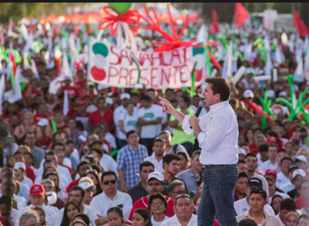 Más de 120 mil personas acompañan a Mauricio Sahuí Rivero en pletórico cierre de campaña