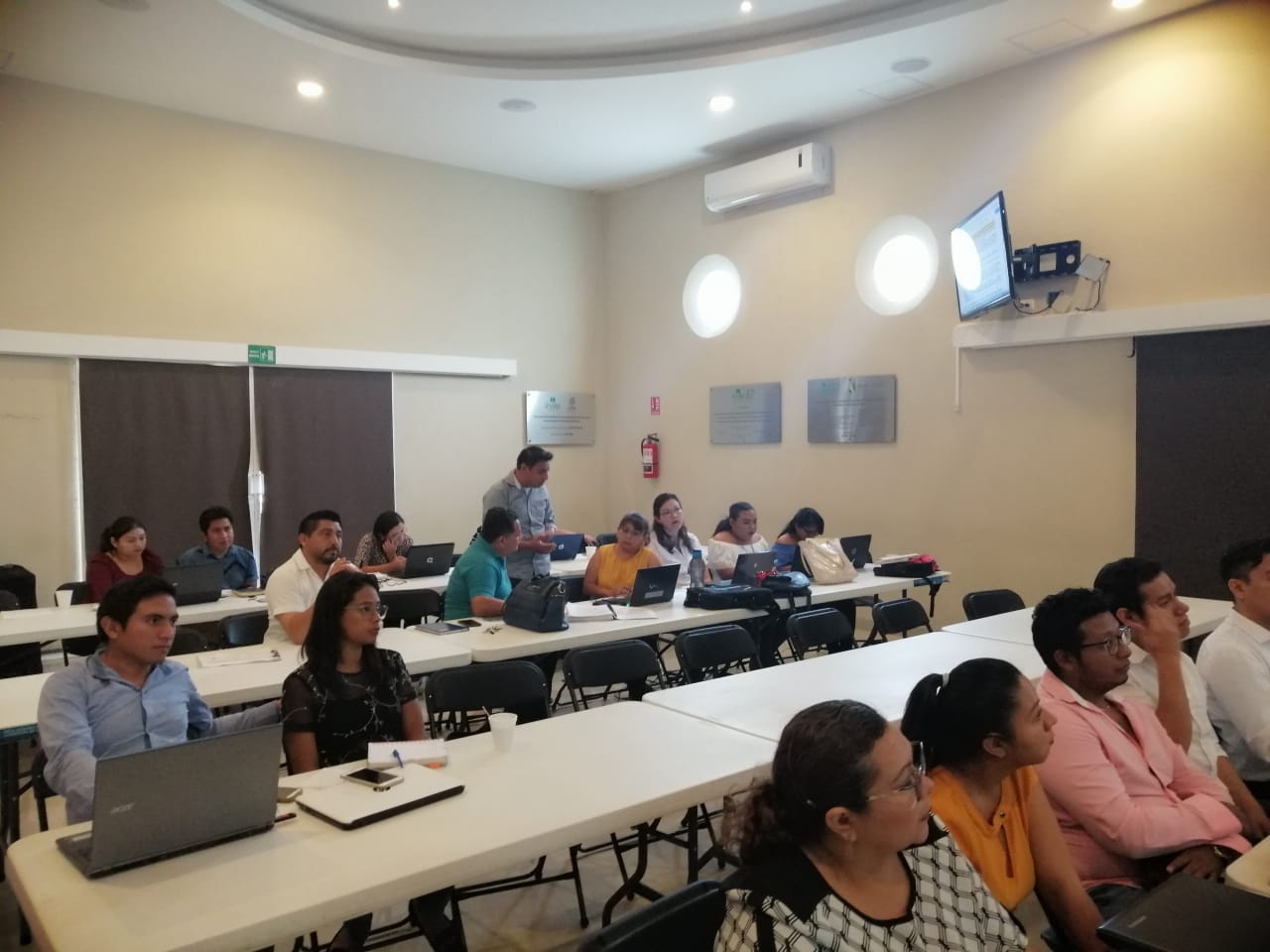 Unidad de Transparencia se capacita para brindar un mejor servicio