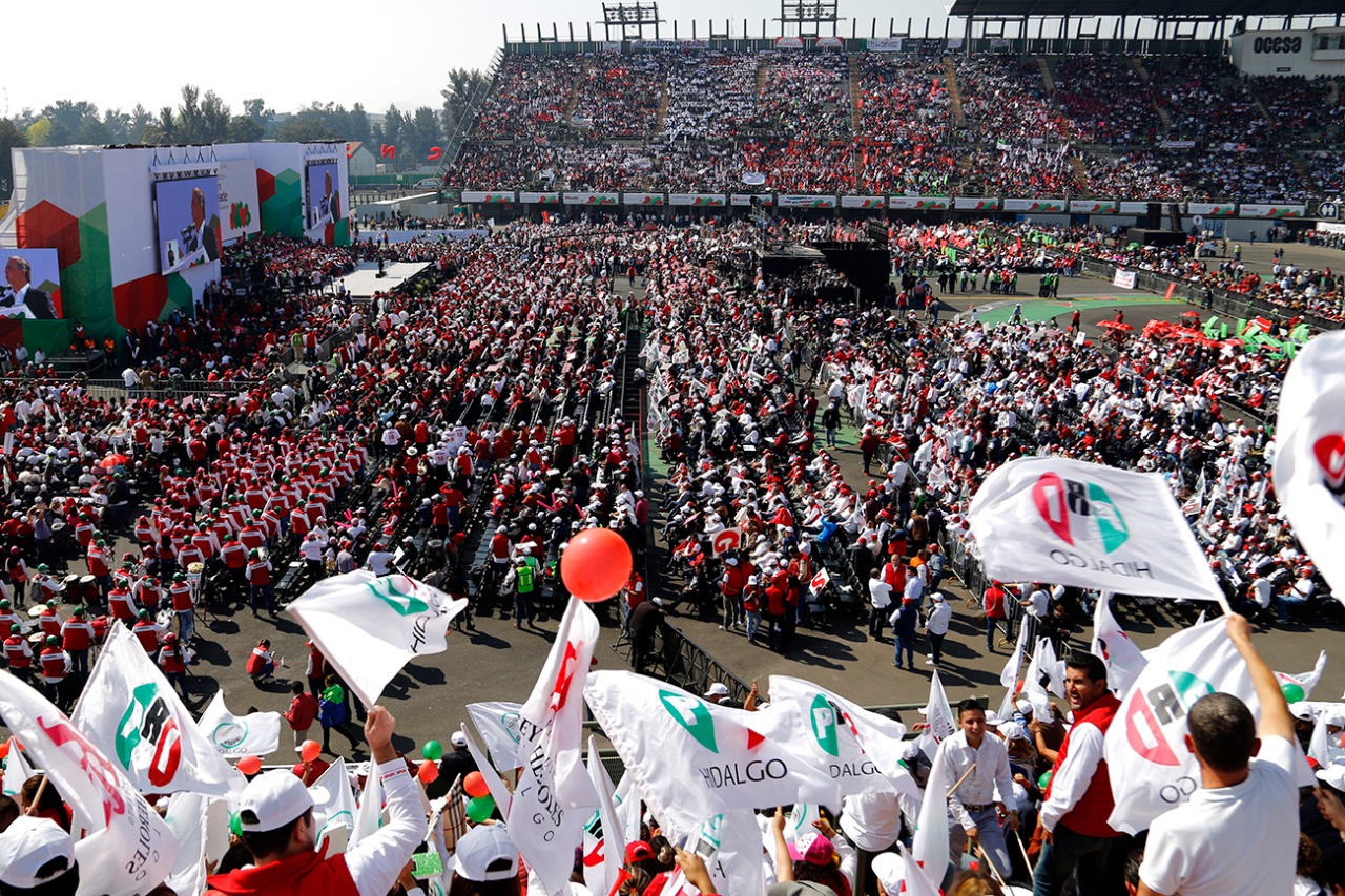 Priistas yucatecos refrendan su apoyo a José Antonio Meade en la Convención Nacional de Delegados